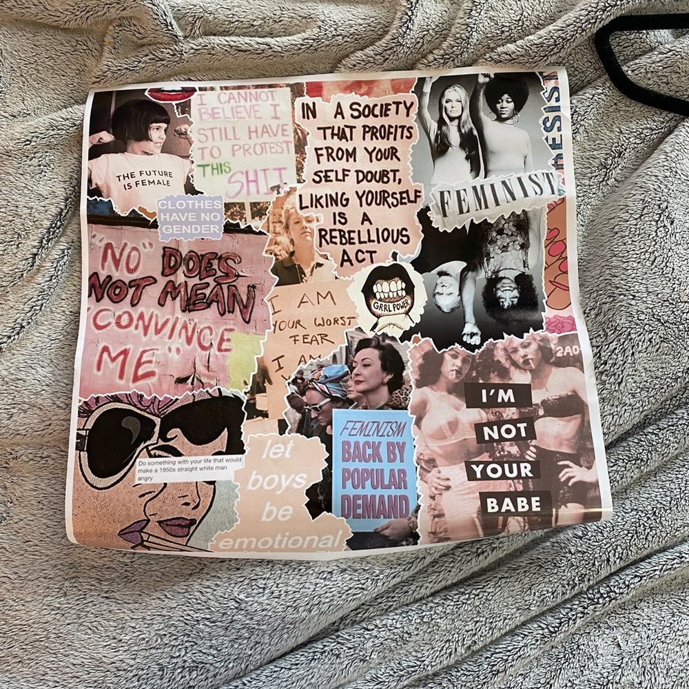 NWOT pink poster